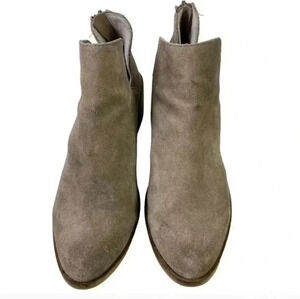 Steve Madden Lancaster Gray Sueded, Leather Upper, Slip On Stacked Heel Boots, 7